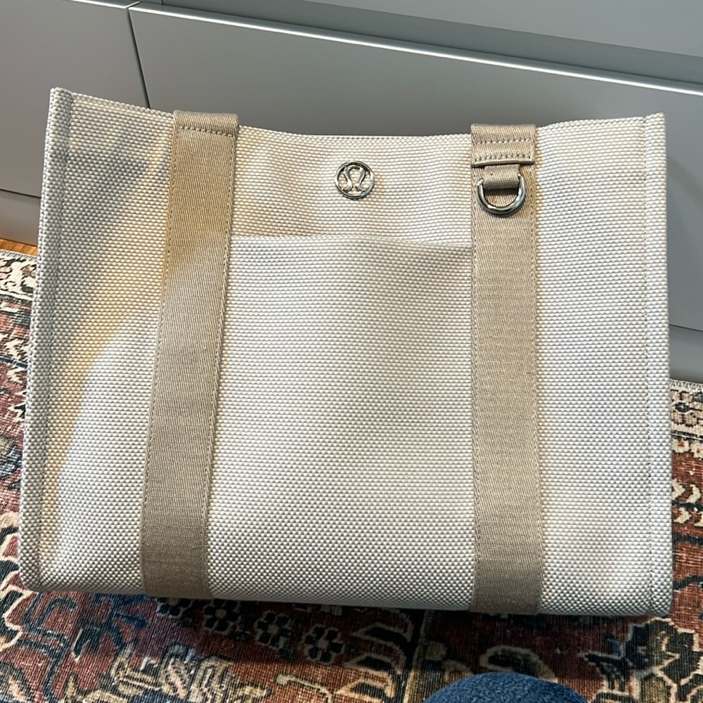 Lululemon Athletica Beige Tote Bag